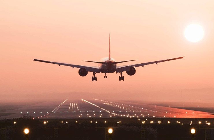 Belçika klubu Astana hava limanında 5 saat gözləyib