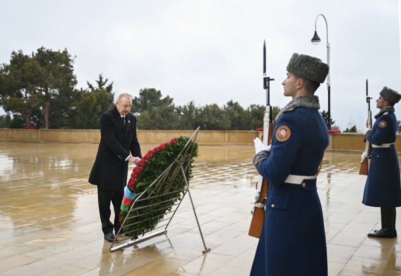  President Ilham Aliyev pays tribute to 20 January martyrs 