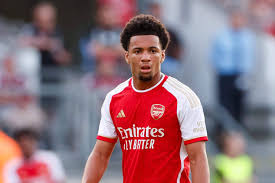 Arsenal İtan Nvanerini icarəyə verəcək