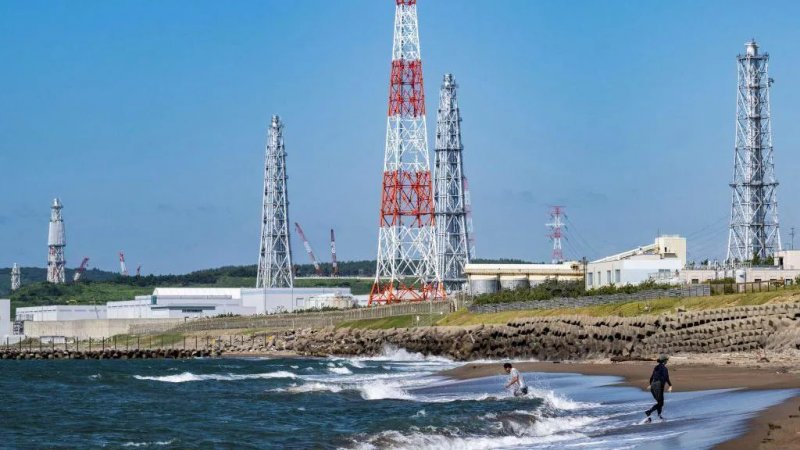 Japan restarts world's largest nuclear plant