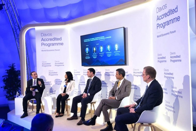 4SIM and SOCAR co-organize joint session at Davos forum