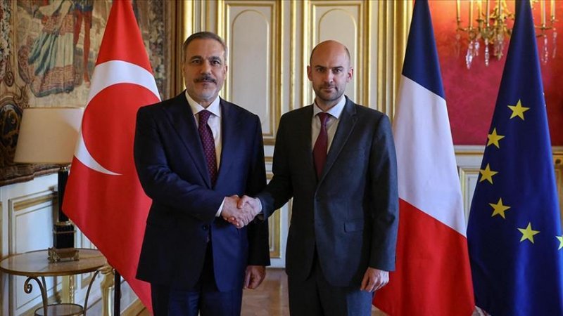 Türkiyə və Fransa XİN rəhbərləri Ankarada danışıqlar aparacaq