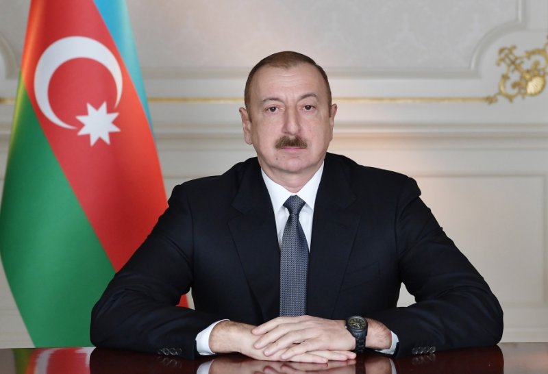  Gömrük Komitəsinin bəzi əməkdaşları təltif edilib - SƏRƏNCAM 