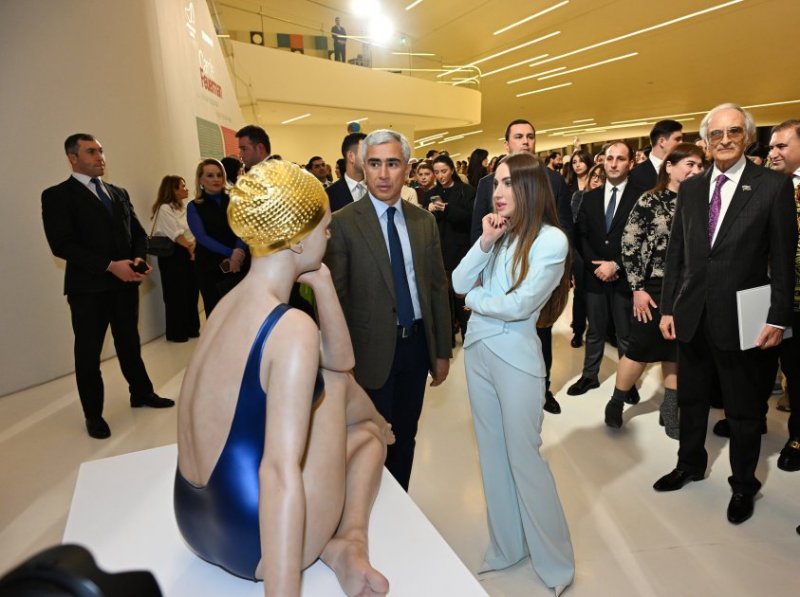 Carole Feuerman's exhibition opens at Heydar Aliyev Center