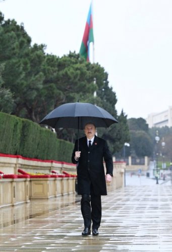 2026/01/17687-1768746604.jpg + President Ilham Aliyev pays tribute to 20 January martyrs News about - President Ilham Aliyev pays tribute to 20 January martyrs