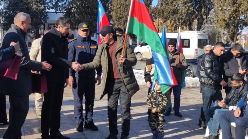 First group of residents relocated to Khankendi receive house keys