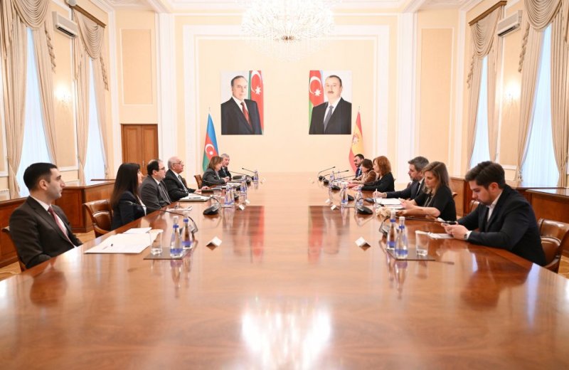 Azerbaijan, Spain hail positive dynamics in bilateral ties