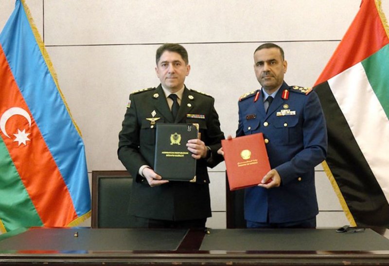 Azerbaijan, UAE discuss prospects for development of military cooperation
