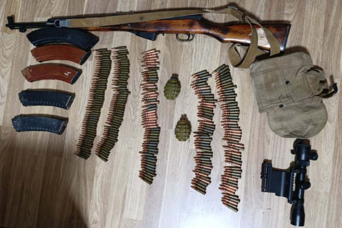 Şabranda polis əməliyyatı zamanı silah-sursat aşkarlanıb
