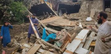 At least one dead as 5.8-magnitude earthquake hits Pakistan
