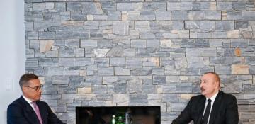Azerbaijani, Finnish presidents meet in Davos