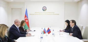 Azerbaijan, Mongolia discuss urban development ahead of WUF13