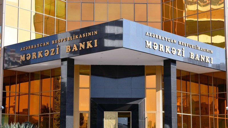 Mərkəzi Bankın valyuta ehtiyatları 5%-dən çox artıb