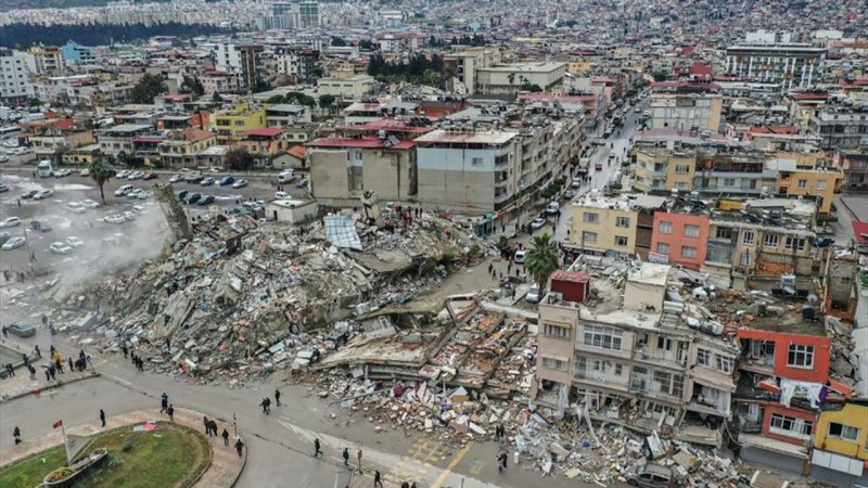  “Əsrin fəlakəti”: Türkiyə 53 mindən çox qurbanını anır 
