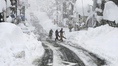 Yaponiyada qar son 18 gündə 45 nəfərin ölümünə səbəb olub