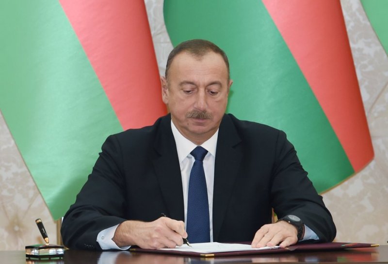  Dövlət Xidmətinin hərbi qulluqçuları və mülki işçiləri təltif ediliblər SƏRƏNCAM 