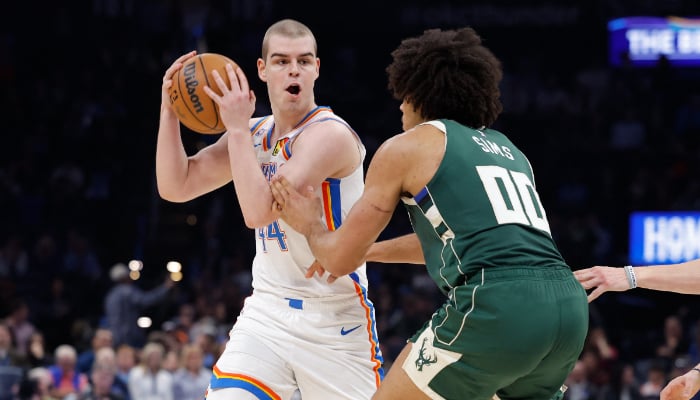 Thunder's Nikola Topic makes NBA debut after testicular cancer - VIDEO 