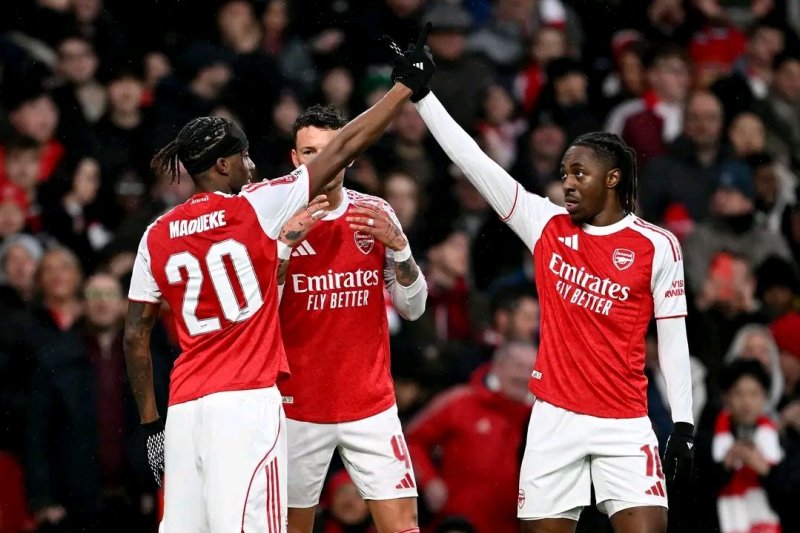Arsenal İngiltərə Kubokunda ilk 30 dəqiqədə dörd qol vurdu