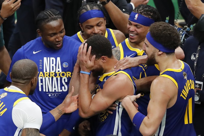 Lider komanda NBA-da dördüncü ardıcıl qələbəsini qazanıb