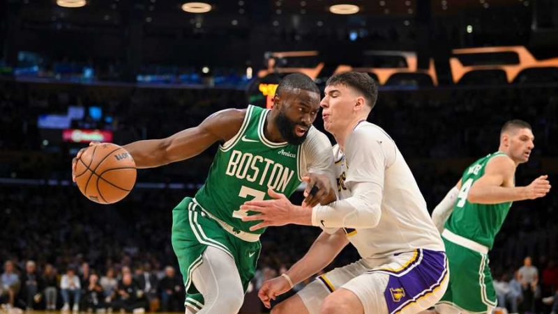 Boston sweep Lakers with 111-89 win