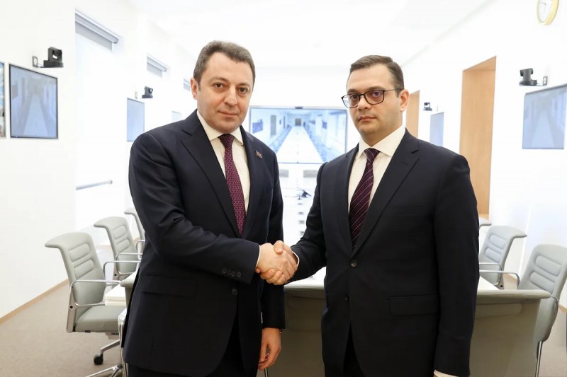 Azərbaycan və Ermənistan beynəlxalq çərçivədə dialoqu davam etdirir