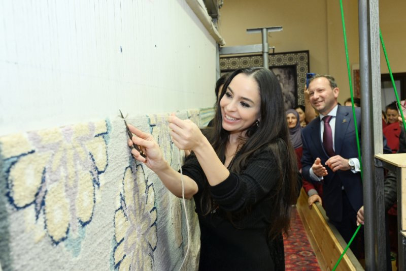 “Azərxalça” ASC Şuşa məscidi üçün hazırlanan xalçaları təqdim edib