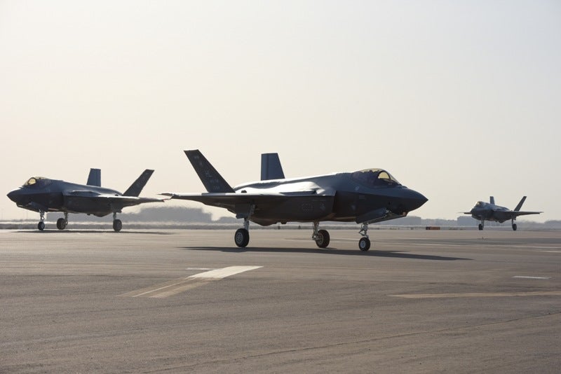 ABŞ Yaxın Şərqdəki hərbi qüvvələrini F-35A Lightning II qırıcı eskadronu ilə gücləndirir