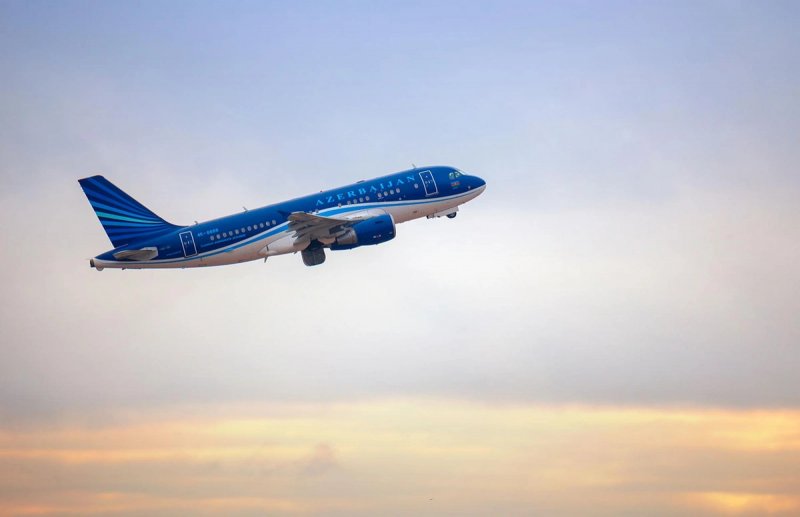 Baku–Dubai, Baku–Jeddah flights return after Iran closes airspace