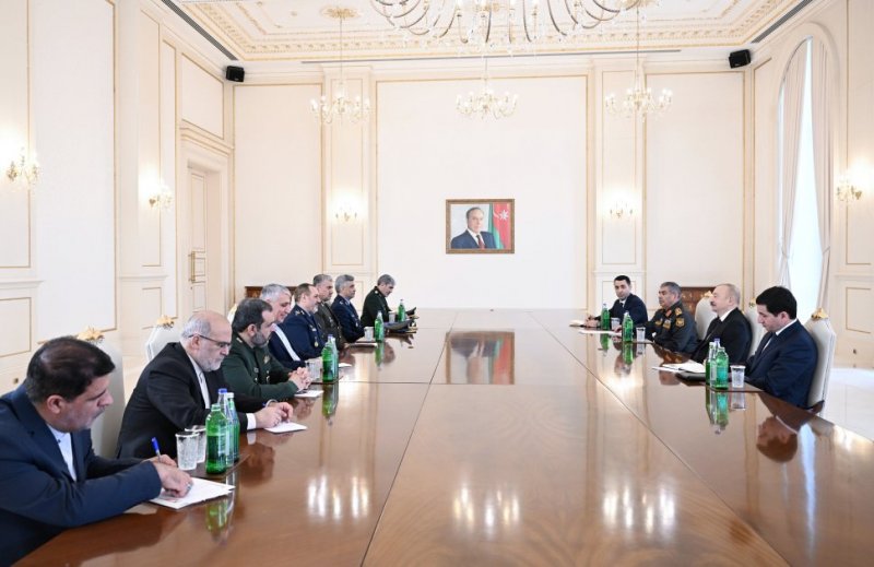  President Aliyev receives Iranian delegation led by defense minister 