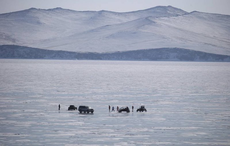Several tourists dead as car falls through ice on Lake Baikal