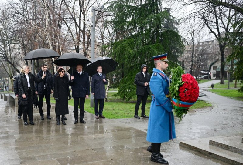 Azerbaijan's president visits monuments to National Leader Heydar Aliyev and prominent Serbian writer Milorad Pavić in Belgrade