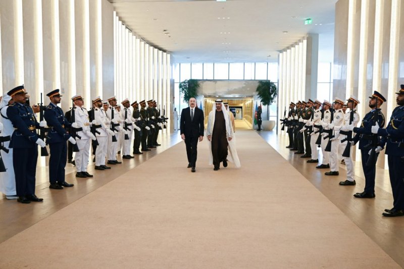  Prezident İlham Əliyev Birləşmiş Ərəb Əmirliklərinə səfərə gəlib 