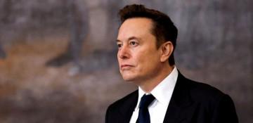 Elon Musk becomes first person ever worth $800 billion
