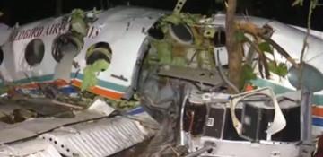 Seven dead after air ambulance crashes in eastern India -  VIDEO 