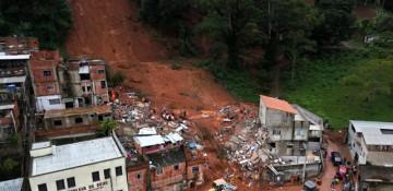 Death toll from heavy rains in Brazil rises to 30