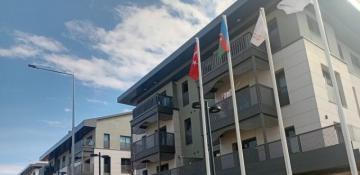 Kahramanmaraş sakinləri fəlakət zonasının bərpasına verdiyi töhfəyə görə Azərbaycana təşəkkür edirlər