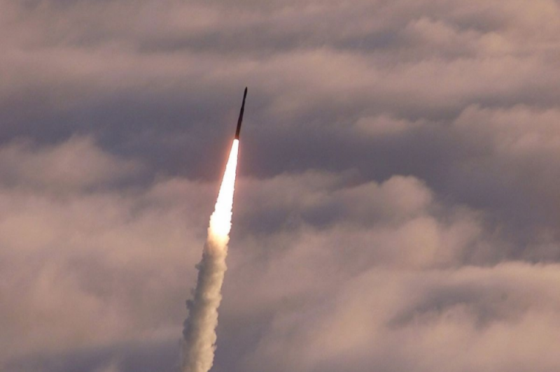 NATO Türkiyə hava məkanında İrandan atılan ballistik raketi vurub