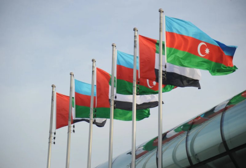 Azerbaijan approves MoU with UAE on exchange of government practices