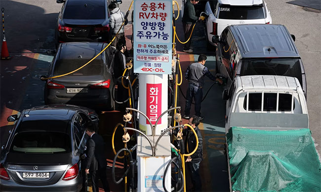 South Korea caps fuel prices for first time in decades