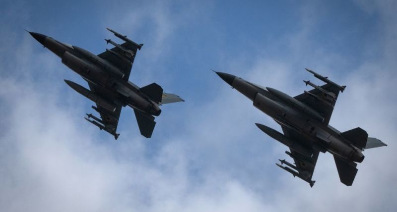 İsrail qırıcıları Tehran, Şiraz və Təbrizə genişmiqyaslı hava zərbələri həyata keçirir