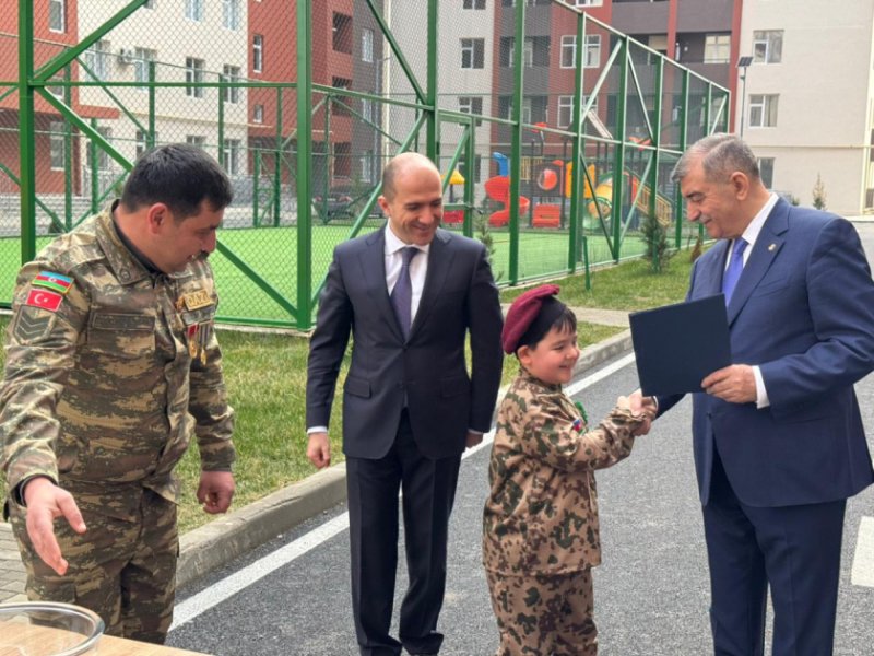   Şirvan şəhərində şəhid ailələri və müharibə əlillərinə 35 mənzil təqdim edilib  