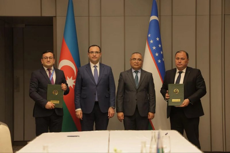 Azərbaycan və Özbəkistan kənd təsərrüfatı məhsullarının birgə ixracını müzakirə edib
