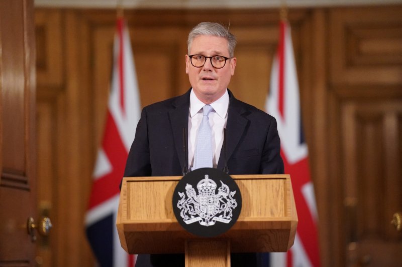 UK PM Starmer chairs emergency meeting on war-driven economic risks