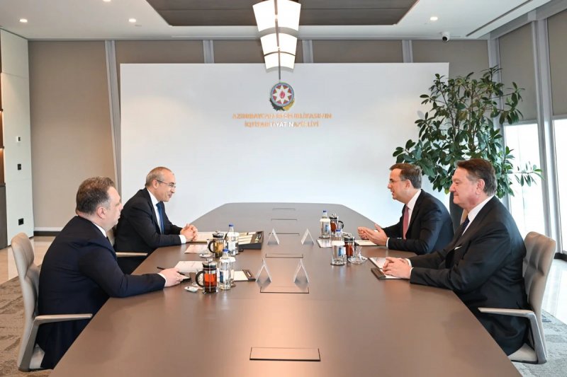 Azərbaycan və Türkiyə biznes əlaqələrini gücləndirməyi müzakirə edib