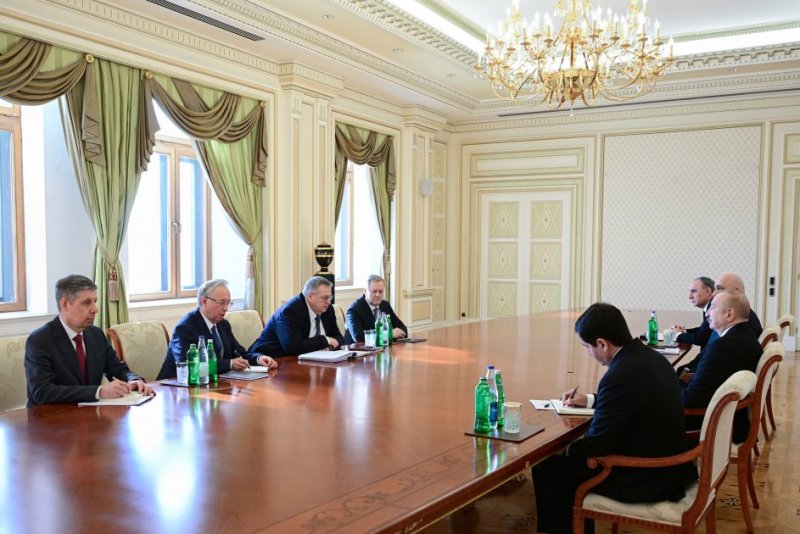   President Ilham Aliyev receives Russian deputy premier  