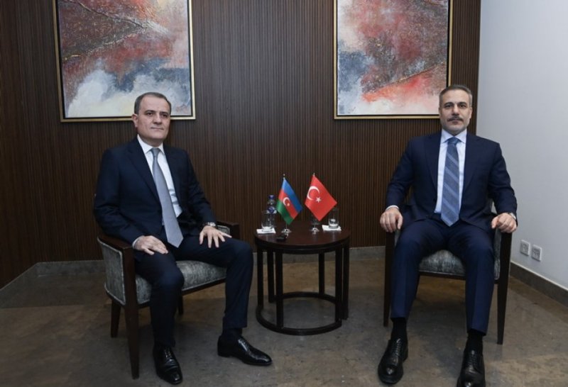 Azerbaijani, Turkish FMs discuss regional security in Riyadh