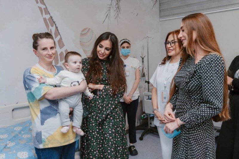 Leyla Aliyeva and Arzu Aliyeva visits Pediatric Unit of “Leyla Medical Center”