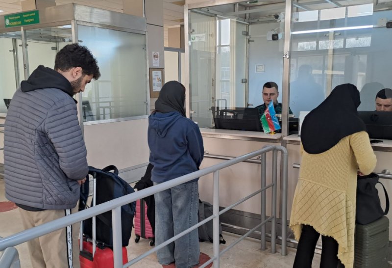Azerbaijan facilitates evacuation of 15 more foreign citizens from Iran