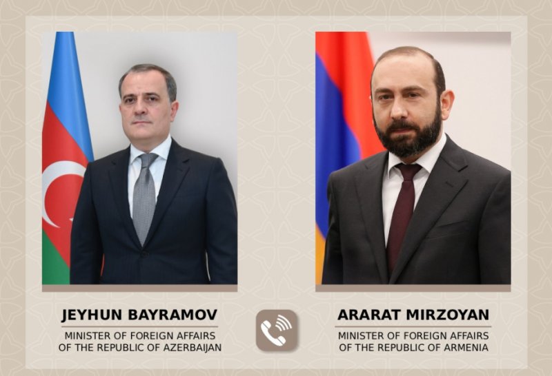Azerbaijani, Armenian foreign ministers hold phone talk