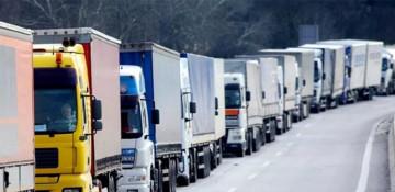 Cargo truck traffic at Azerbaijan-Iran border halted